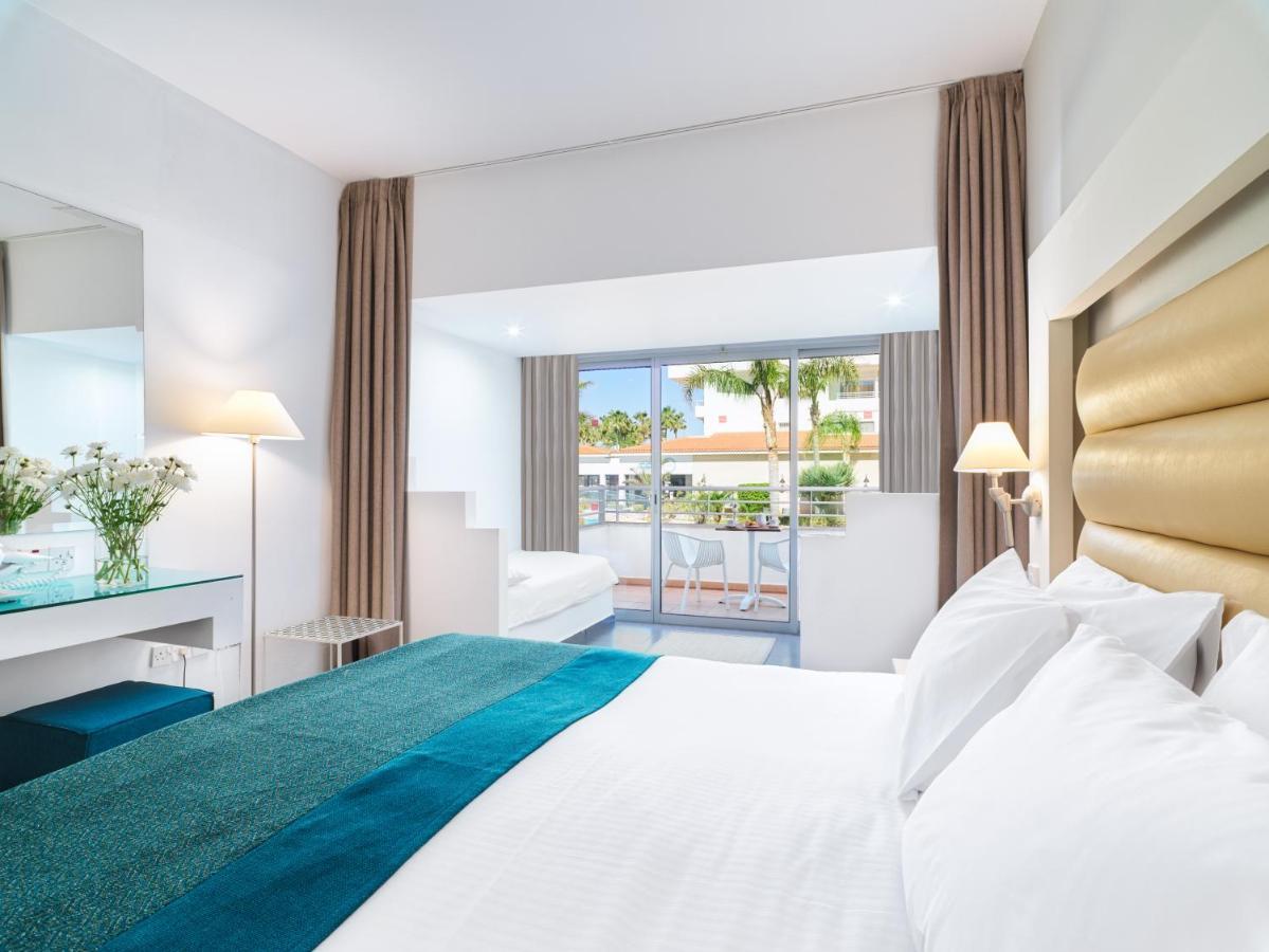 Leonardo Cypria Bay Hotel Geroskipou Ruang foto